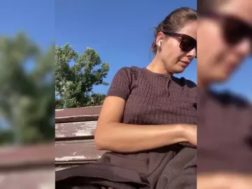 Lovelygirls1  live sex cam