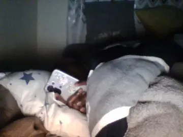 QueenVy  live sex cam
