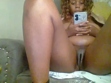 QueenVy  live sex cam
