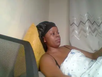 QueenVy  live sex cam