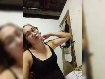 Cherrywhite03  live sex cam