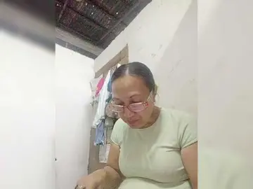 Cherrywhite03  live sex cam