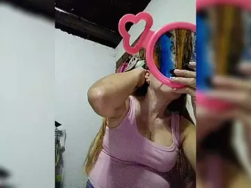 Cherrywhite03  live sex cam