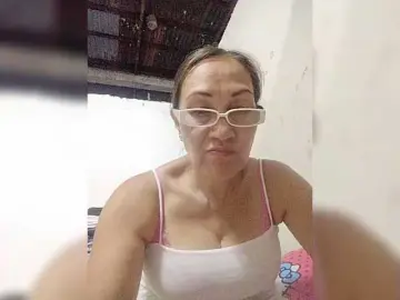 Cherrywhite03  live sex cam