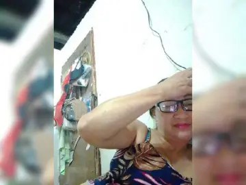 Cherrywhite03  live sex cam