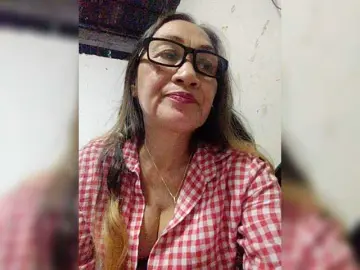 Cherrywhite03  live sex cam