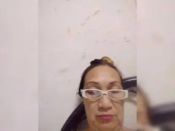 Cherrywhite03  live sex cam