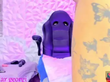 Kitty-wine  live sex cam