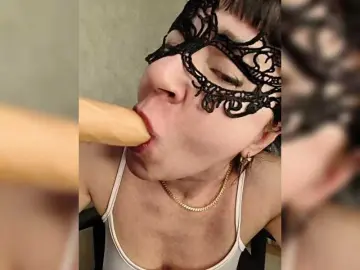 Lana-lubov  live sex cam