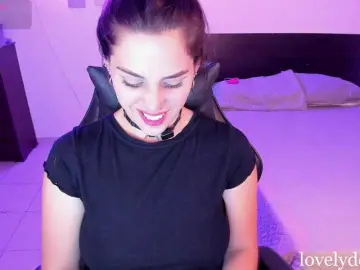 Lovelydollyx  live sex cam