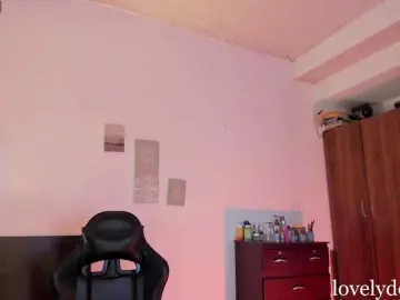 Lovelydollyx  live sex cam