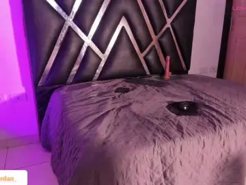 Roxyjordan  live sex cam