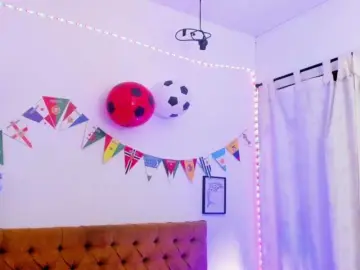 Katty-West  live sex cam