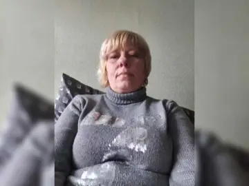 Sakura1903  live sex cam