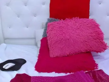 Aryfox-92  live sex cam