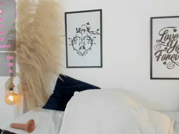 Mia-lourence  live sex cam