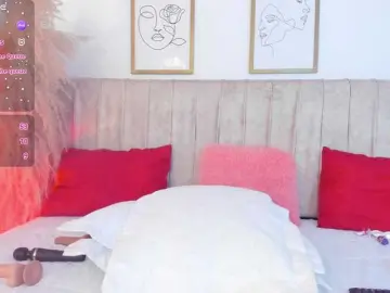 Mia-lourence  live sex cam