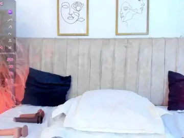 Mia-lourence  live sex cam