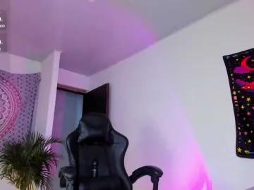 Allie-Rose  live sex cam