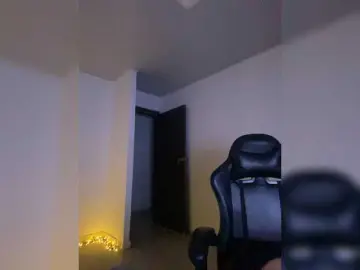 Allie-Rose  live sex cam