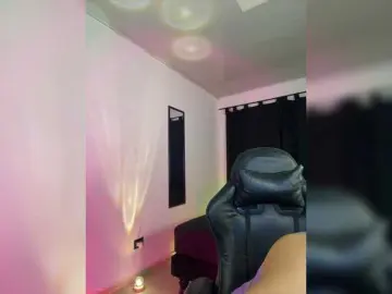Allie-Rose  live sex cam