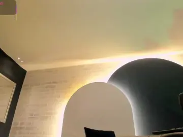 IsabellaMoreau  live sex cam