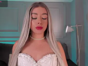 IsabellaMoreau  live sex cam