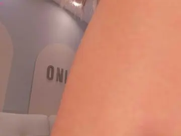 IsabellaMoreau  live sex cam