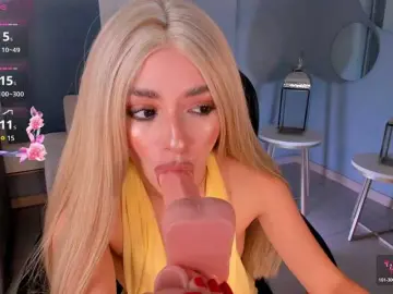 IsabellaMoreau  live sex cam