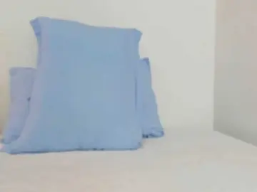 KaritooKiss  live sex cam