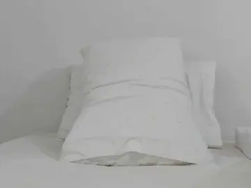 KaritooKiss  live sex cam