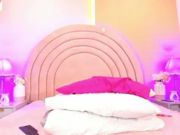 KikiiSweet  live sex cam