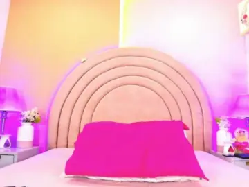 KikiiSweet  live sex cam