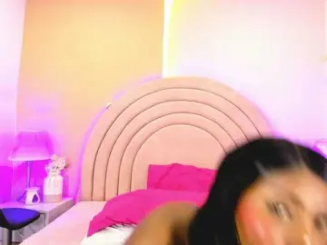 KikiiSweet  live sex cam