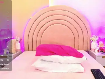 KikiiSweet  live sex cam