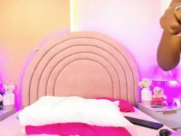KikiiSweet  live sex cam