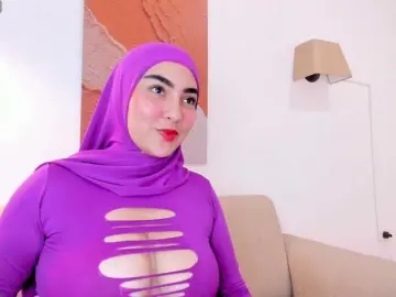 Malika-Noor  live sex cam