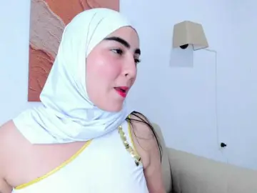 Malika-Noor  live sex cam