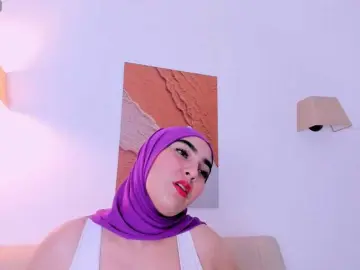 Malika-Noor  live sex cam