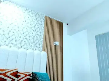 Malika-Noor  live sex cam