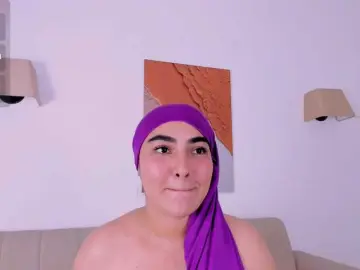 Malika-Noor  live sex cam