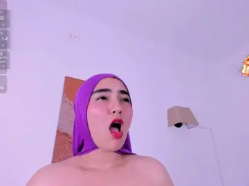 Malika-Noor  live sex cam