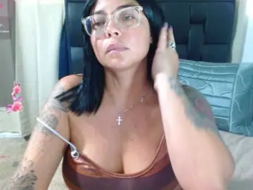 Sexyvivian1  live sex cam