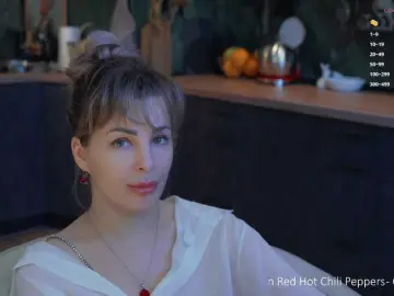 -Queen-Maria-  live sex cam