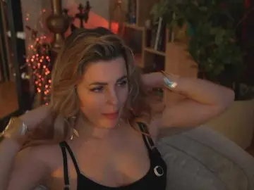 -Queen-Maria-  live sex cam