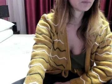 AngelNicolle  live sex cam