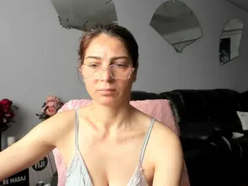 AngelNicolle  live sex cam