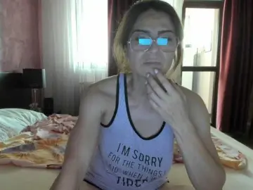 AngelNicolle  live sex cam