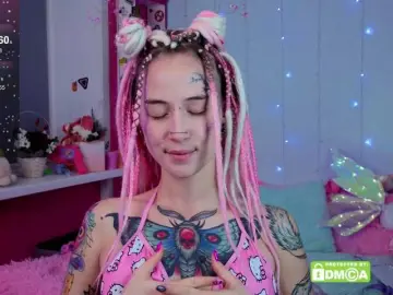 Anuskatz  live sex cam