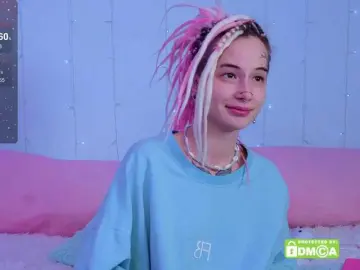 Anuskatz  live sex cam